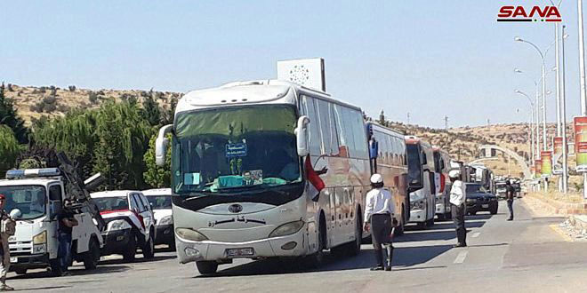More displaced Syrians return home from Lebanon