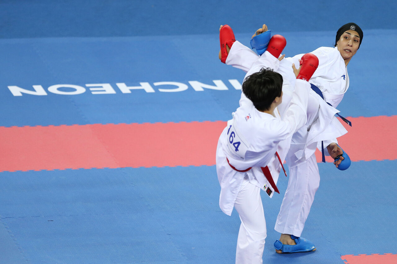 Iran’s female karateka wins gold in Paris league finals